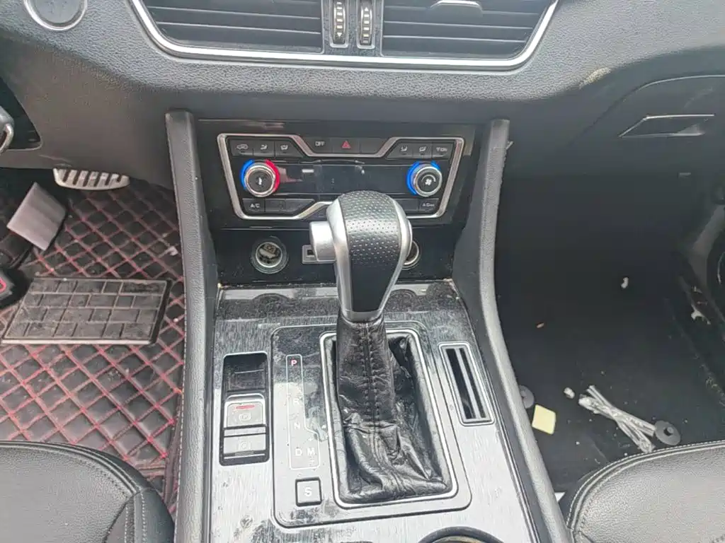 Zotye T600 Coupe — миниатюра 14