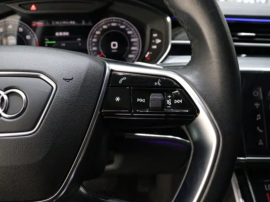 Audi A8 — миниатюра 17