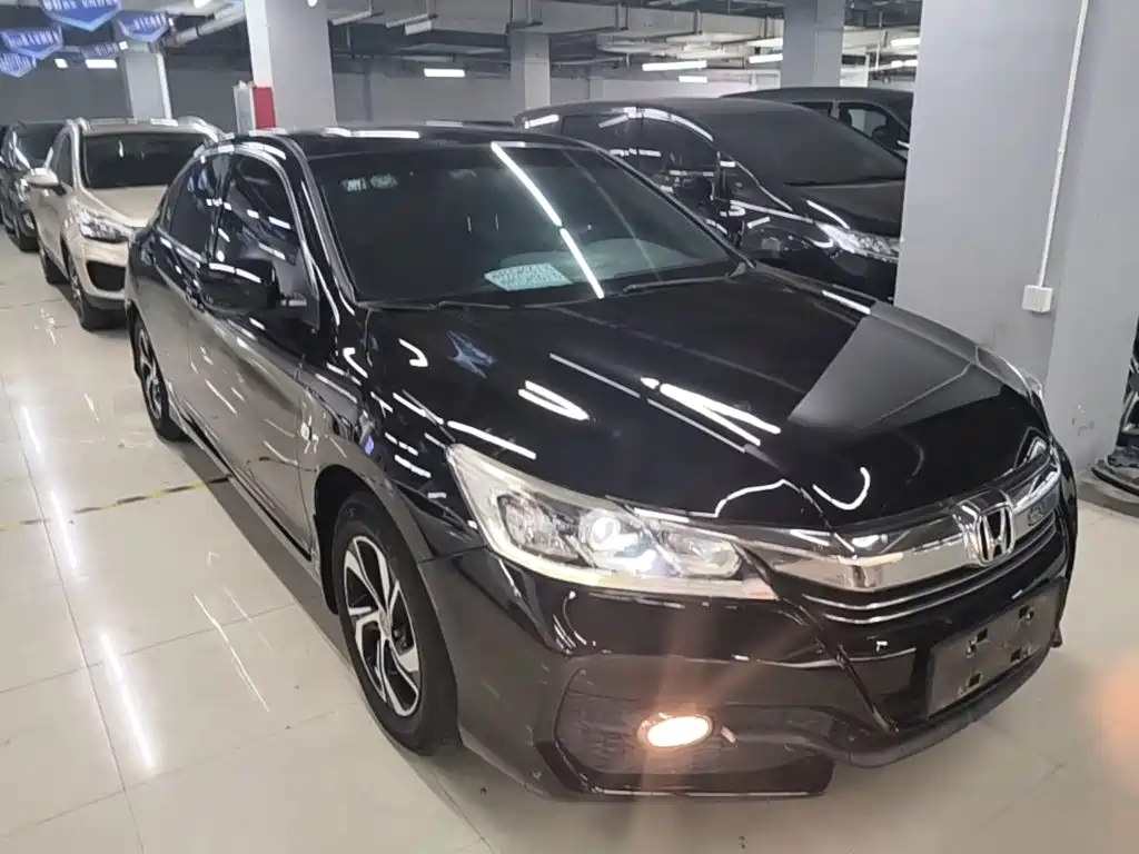 Honda Accord — миниатюра 4