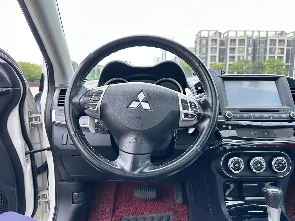 Mitsubishi Lancer EX — миниатюра 15