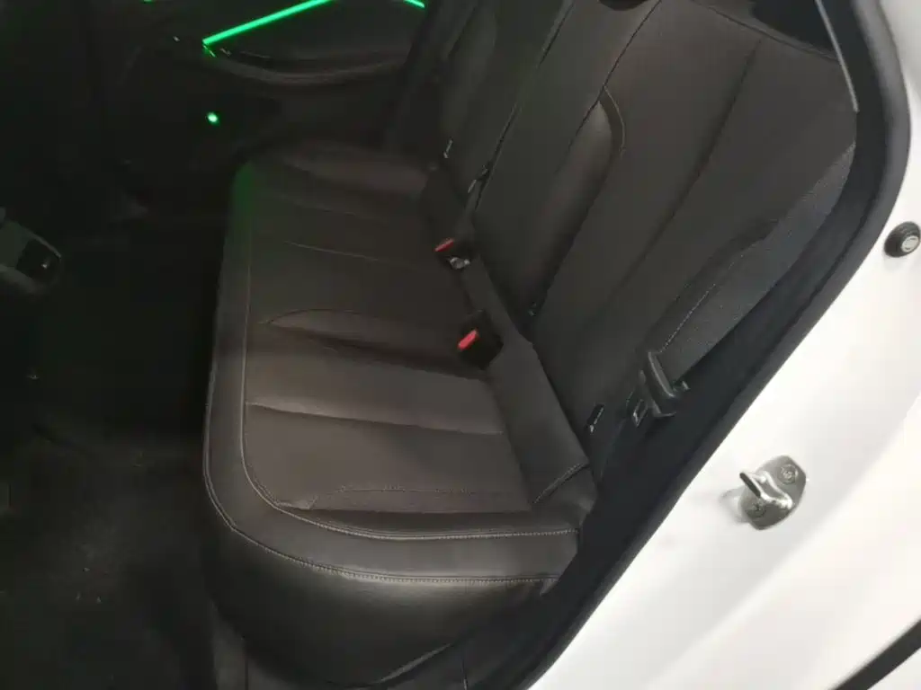 Buick Verano — миниатюра 17