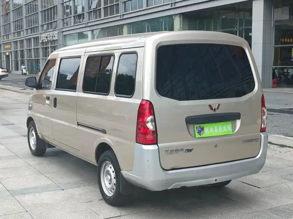 Wuling Rongguang EV — миниатюра 7