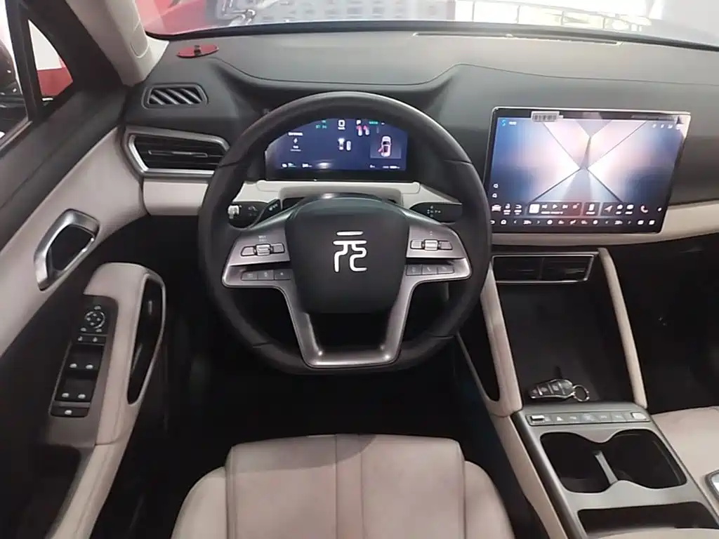 BYD Yuan UP — миниатюра 15