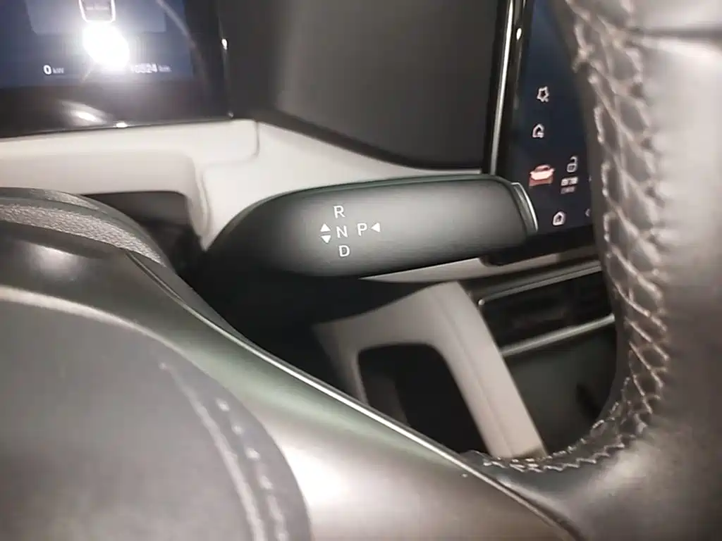 BYD Yuan UP — миниатюра 19