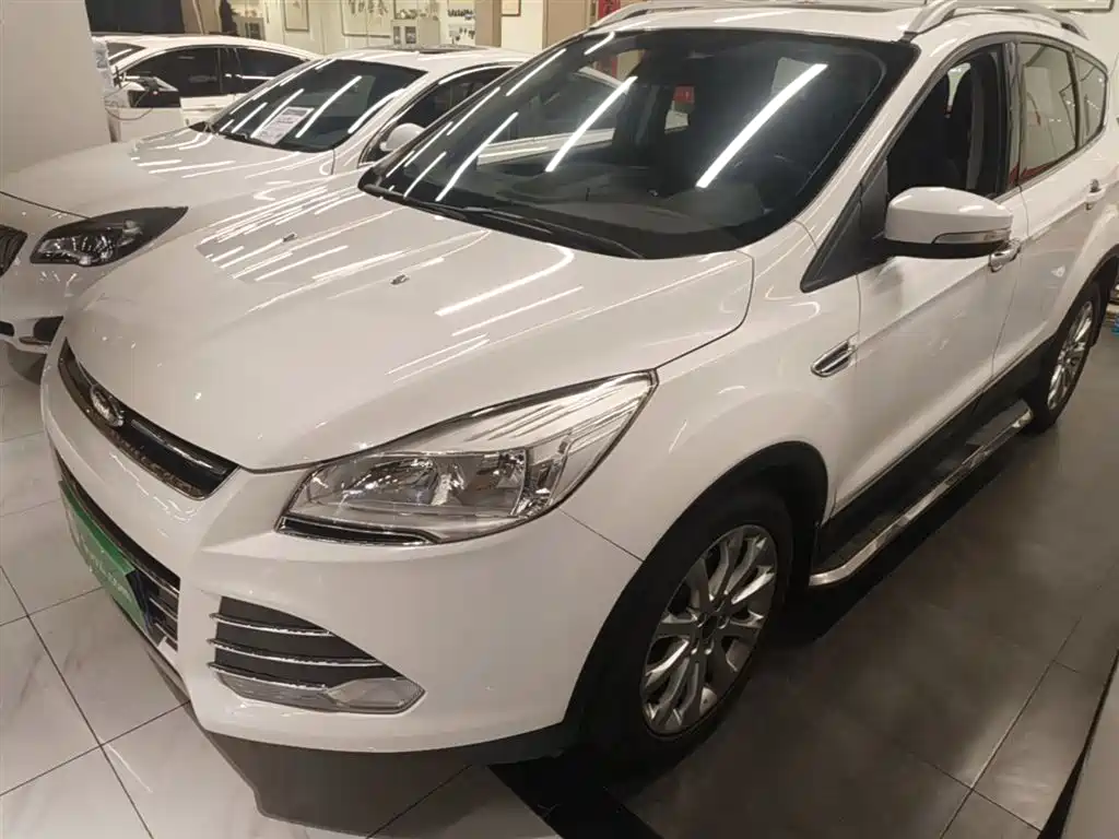 Ford Kuga 2014