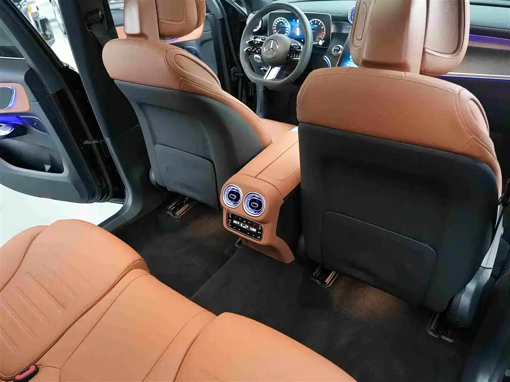 Mercedes-Benz GLC — миниатюра 11