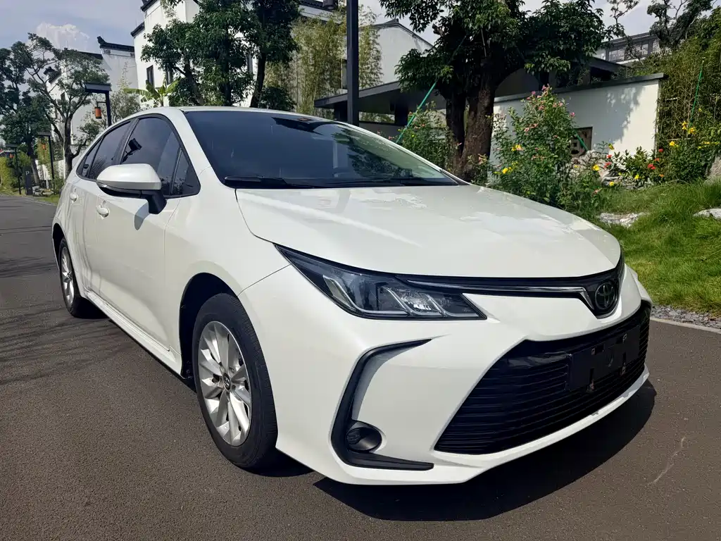 Toyota Corolla — миниатюра 3