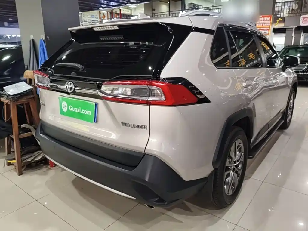 Toyota Wildlander — миниатюра 7