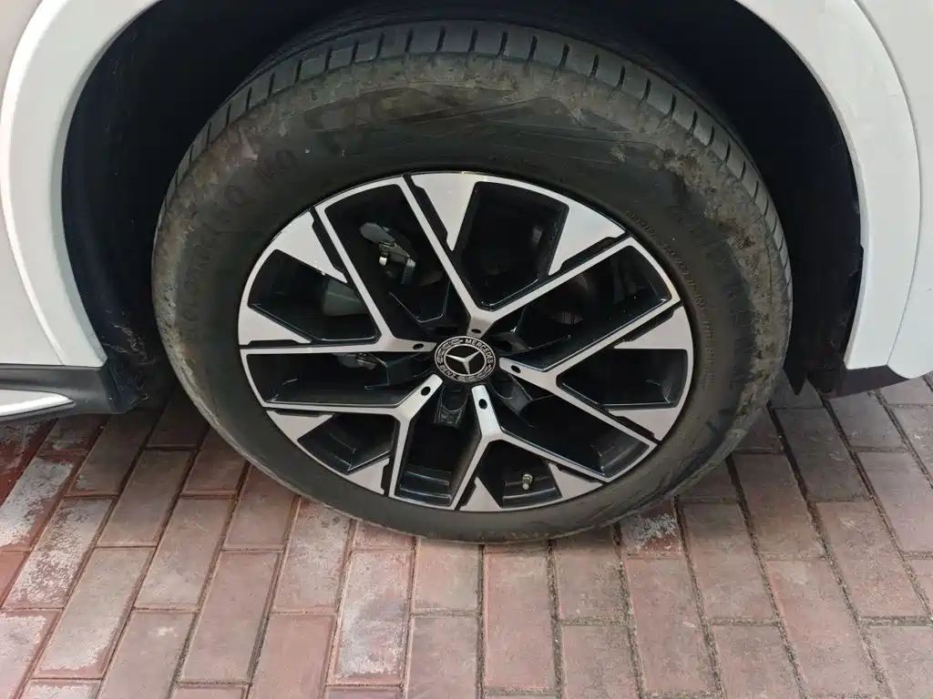 Mercedes-Benz GLC — миниатюра 24