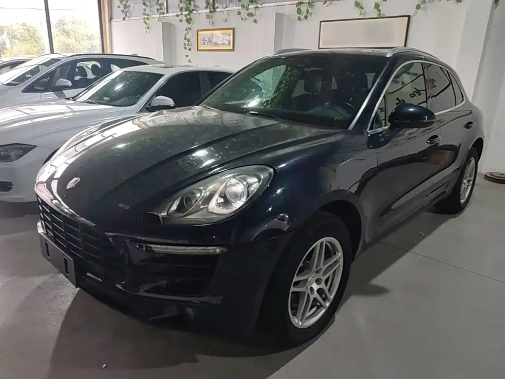 Porsche Macan — миниатюра 2