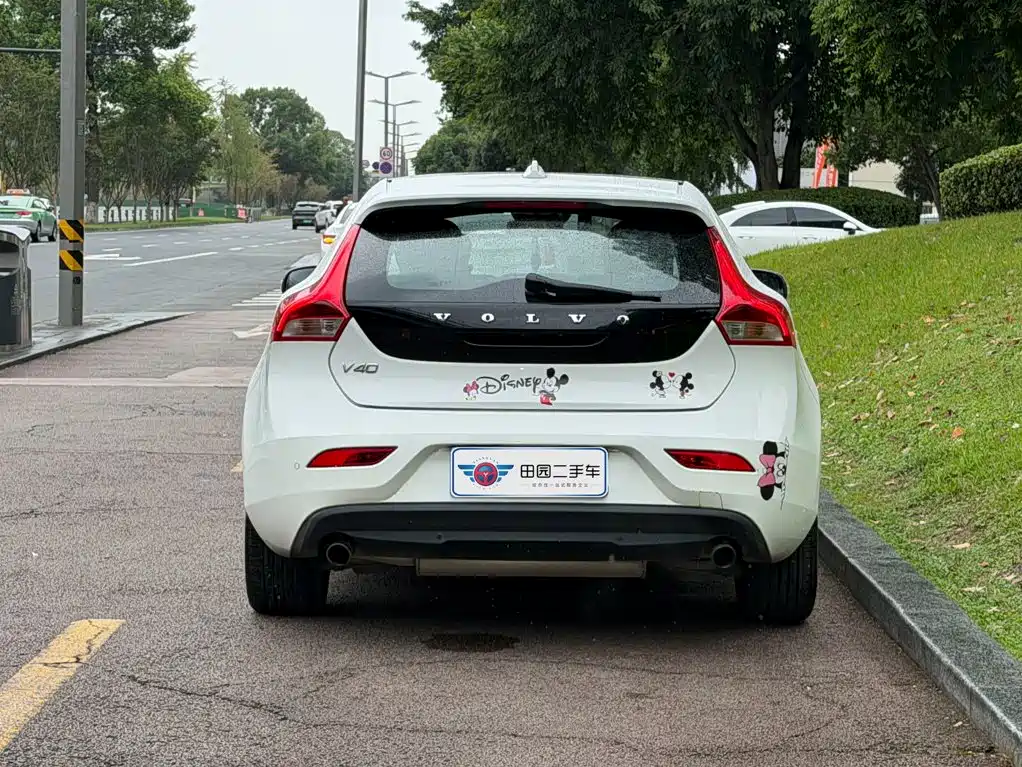 Volvo V40 — миниатюра 5