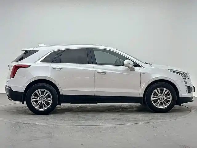 Cadillac XT5 — миниатюра 4