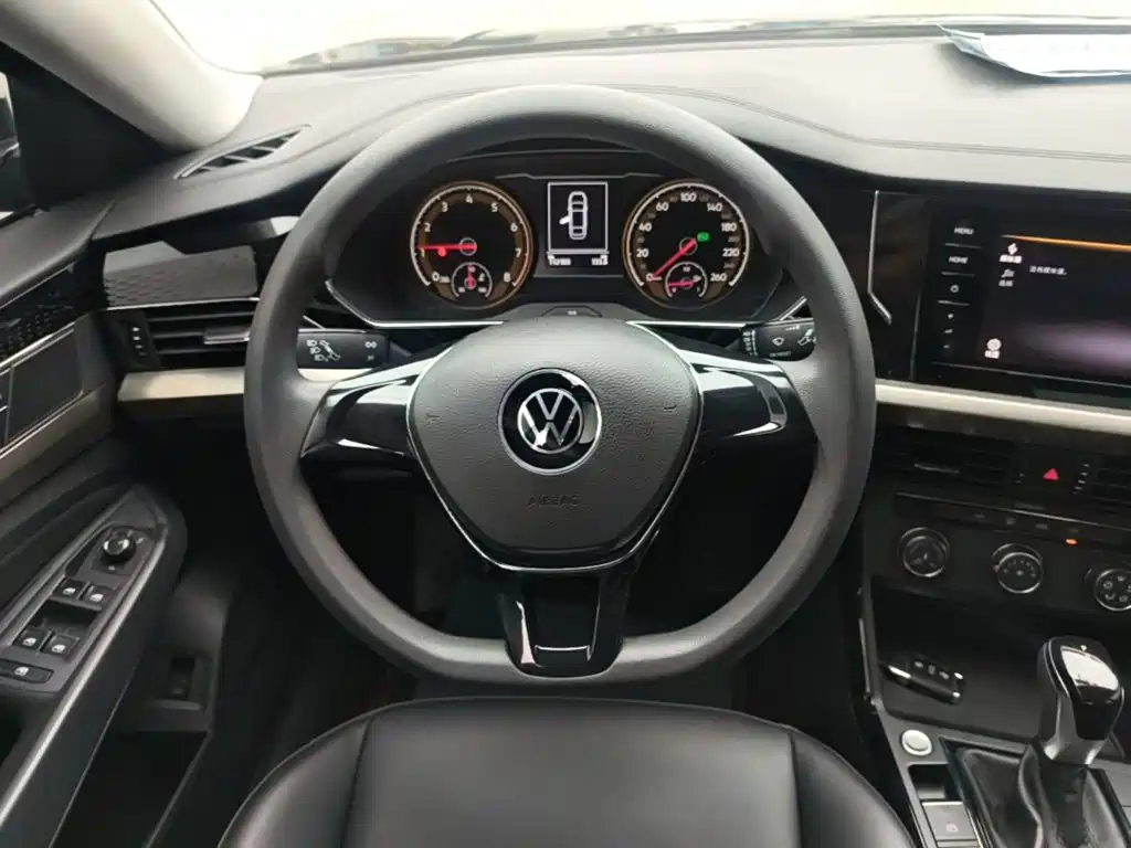 Volkswagen Passat — миниатюра 11