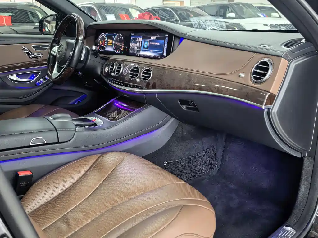 Mercedes-Benz S-Class — миниатюра 6