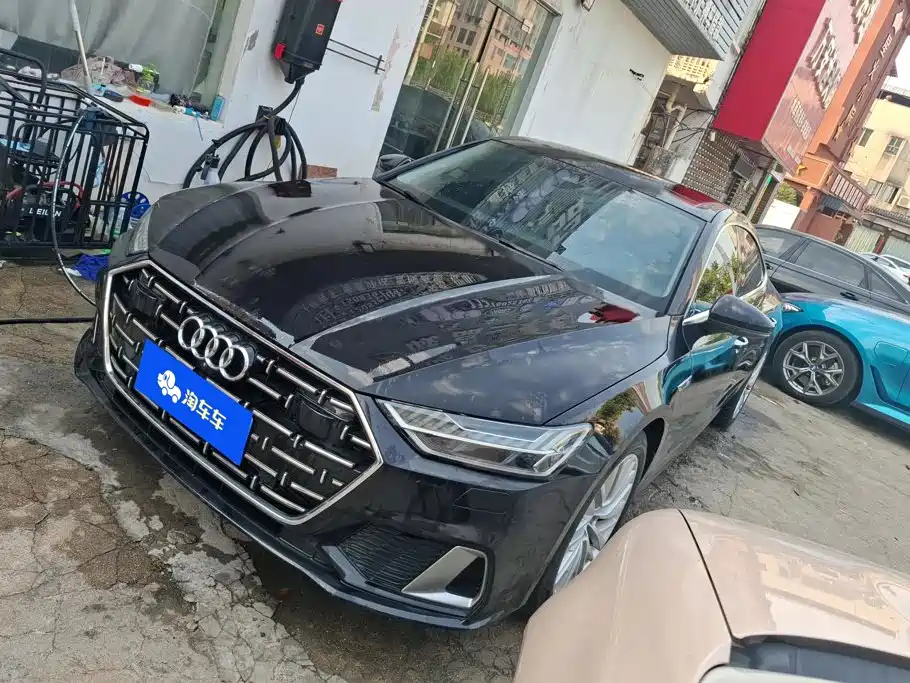Audi A7L