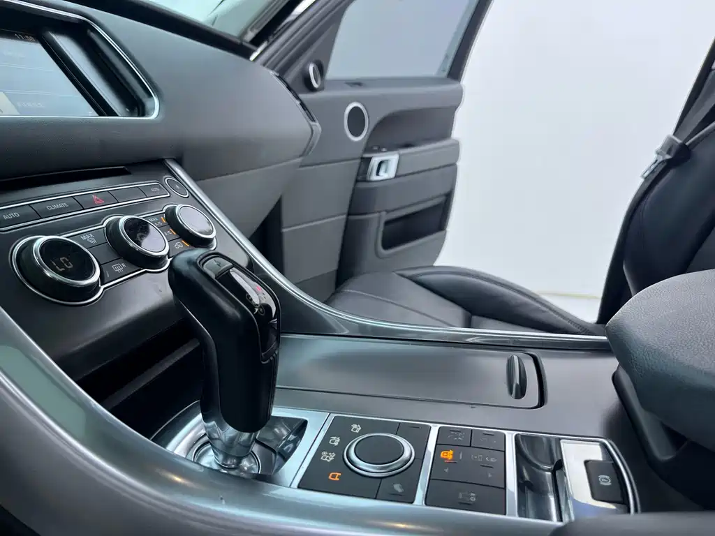 Land Rover Sport — миниатюра 14