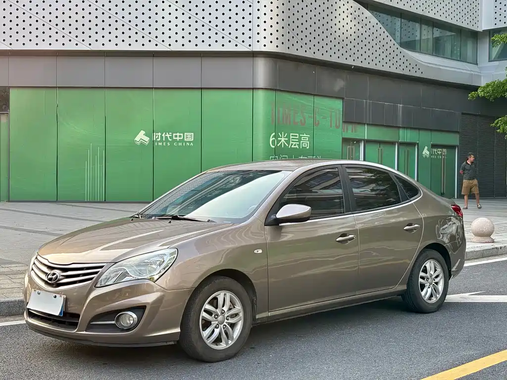 Hyundai Elantra 2015
