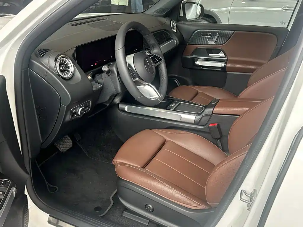 Mercedes-Benz EQB — миниатюра 12