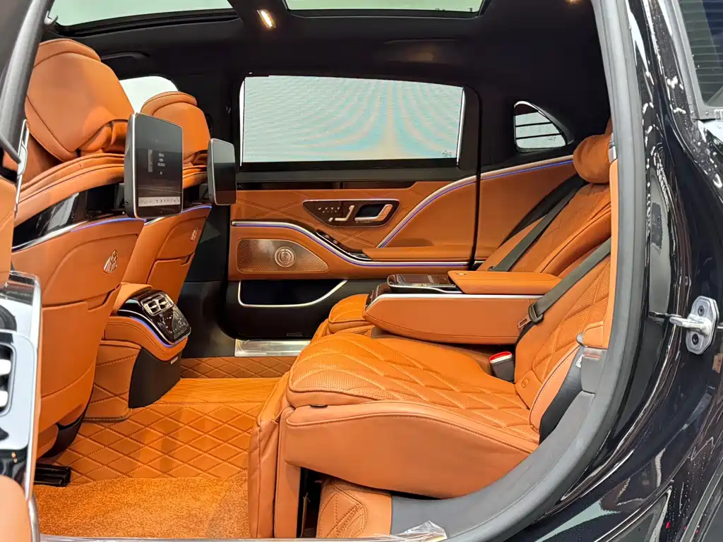 Mercedes-Benz S-Class — миниатюра 8