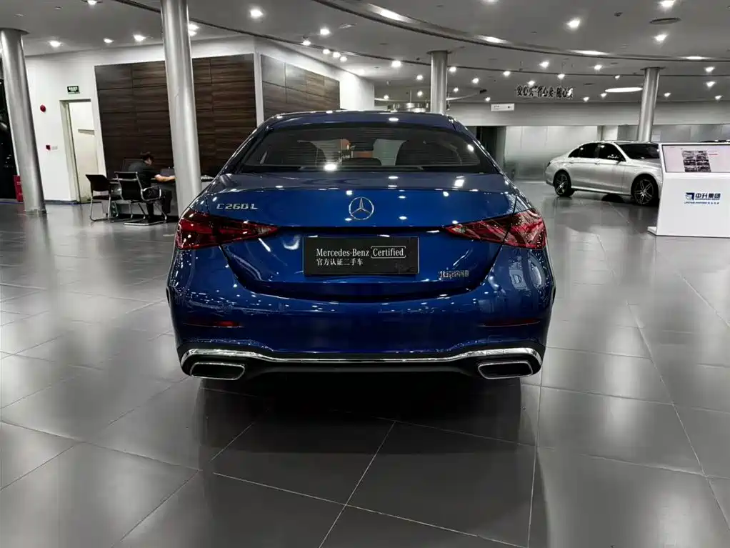 Mercedes-Benz C-Class — миниатюра 4
