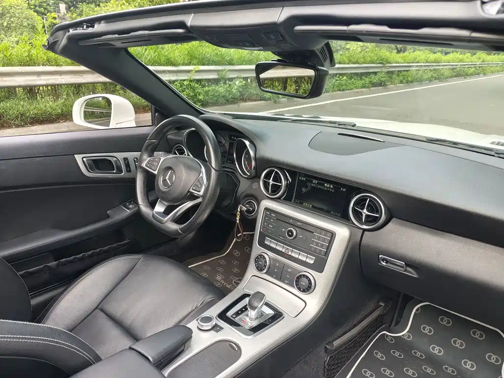 Mercedes-Benz SLC — миниатюра 22