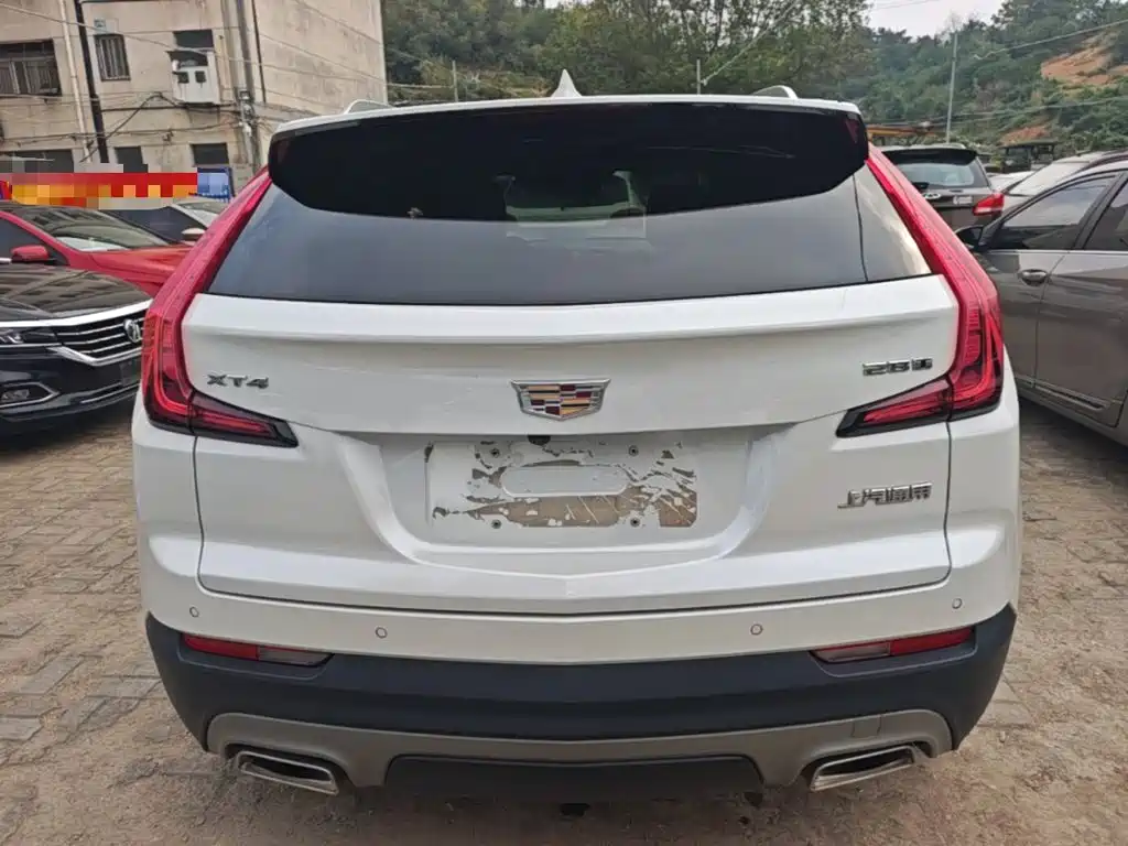 Cadillac XT4 — миниатюра 6