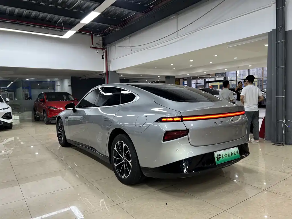 XPeng P7 — миниатюра 5