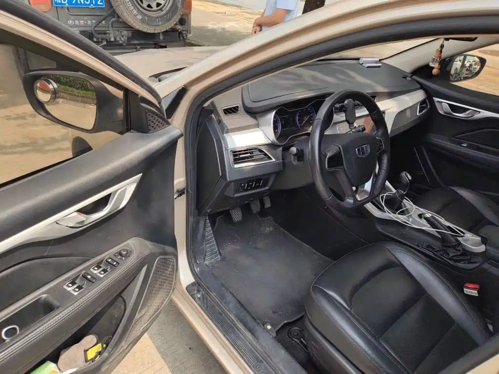 Geely Vision — миниатюра 12
