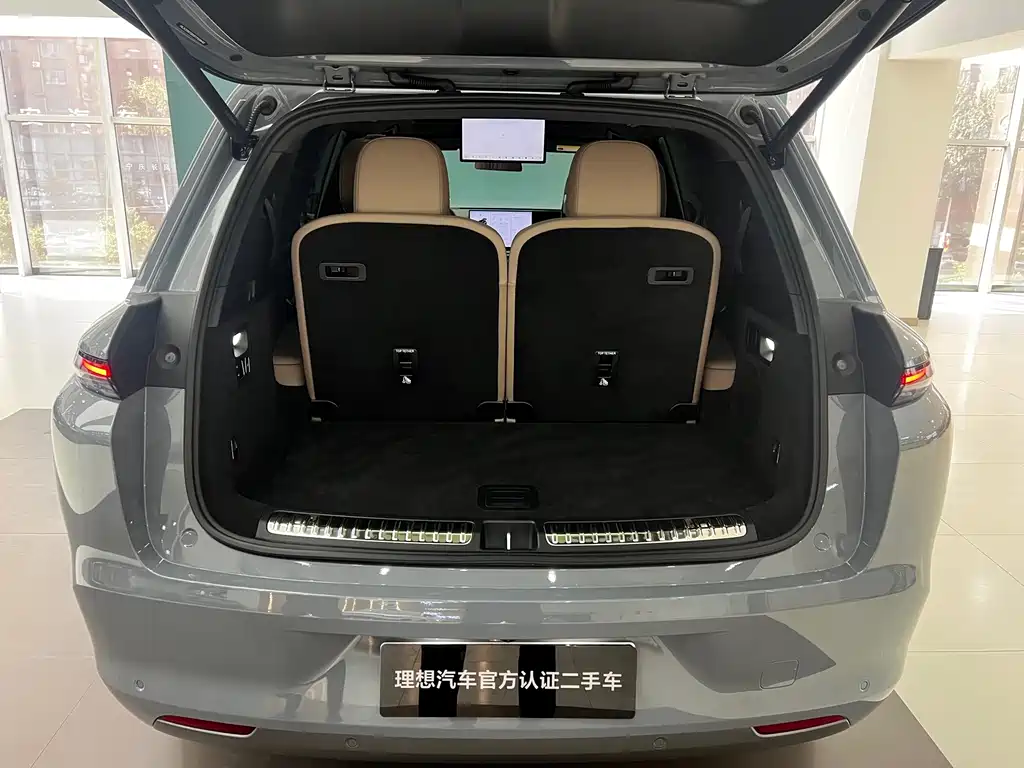 Li Auto Li L8 — миниатюра 6
