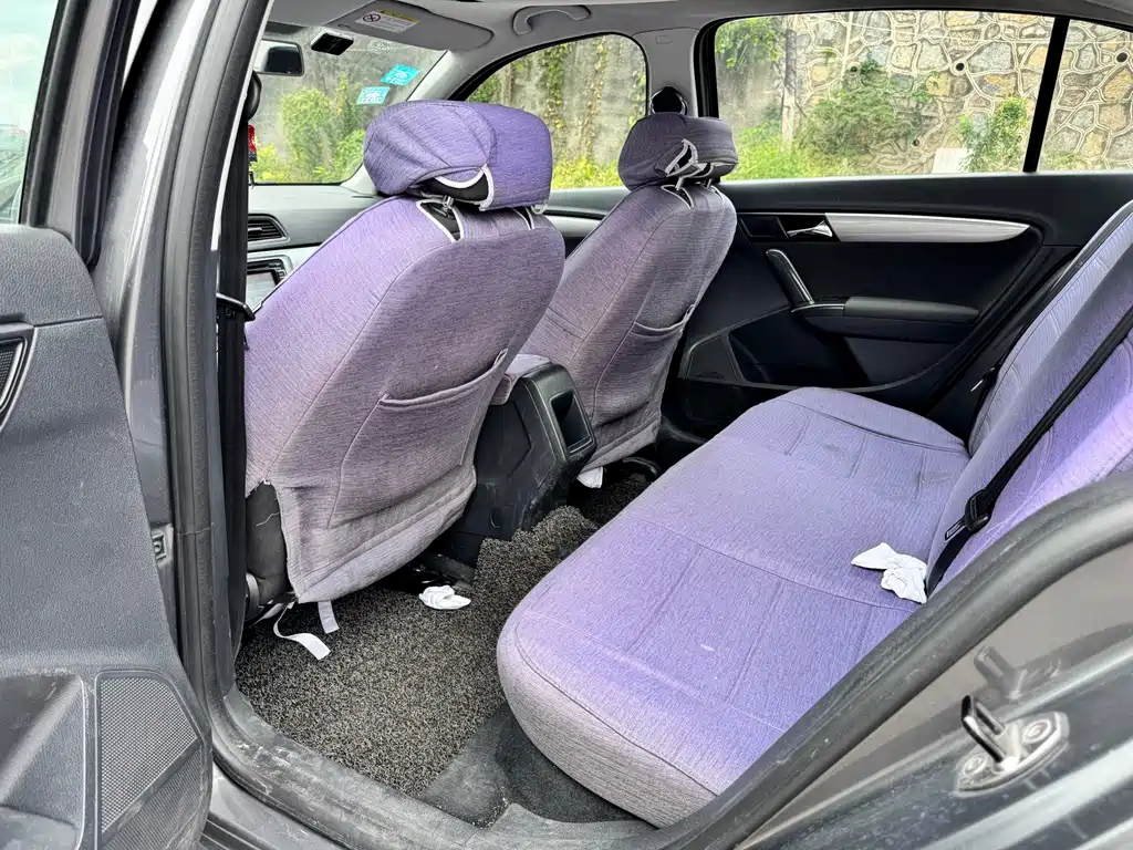 Volkswagen Lavida — миниатюра 5