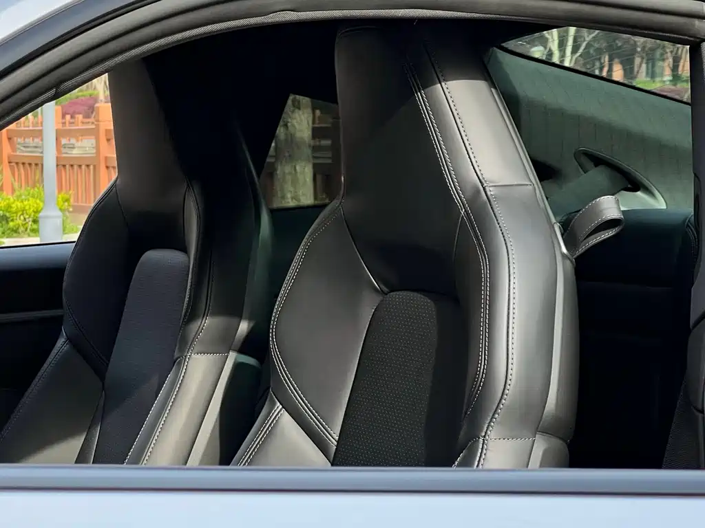 Porsche 911 2023 Carrera 3.0T