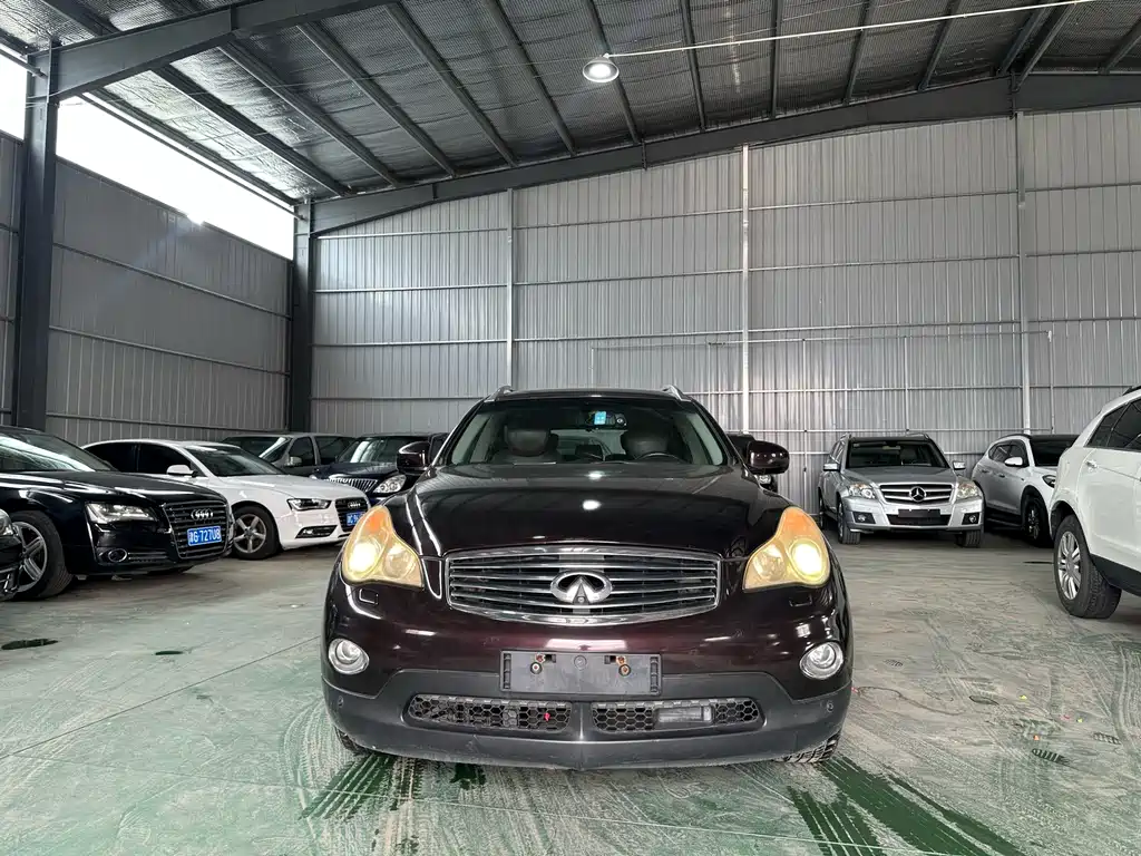 Infiniti EX — миниатюра 2