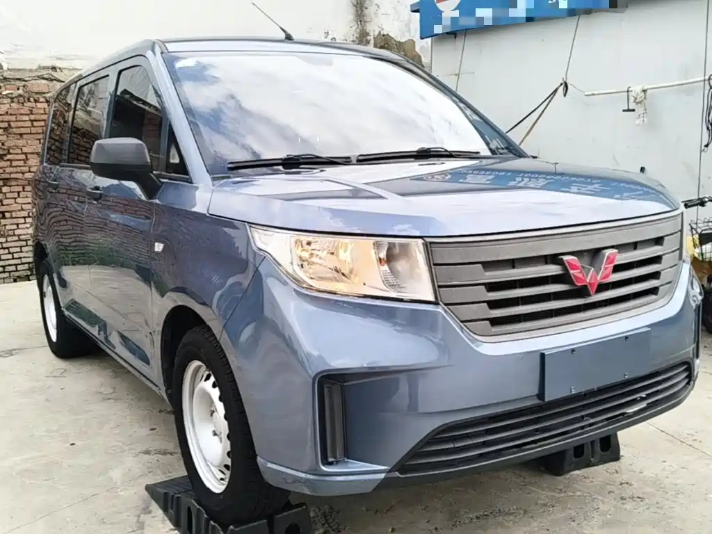 Wuling Hongguang PLUS — миниатюра 4