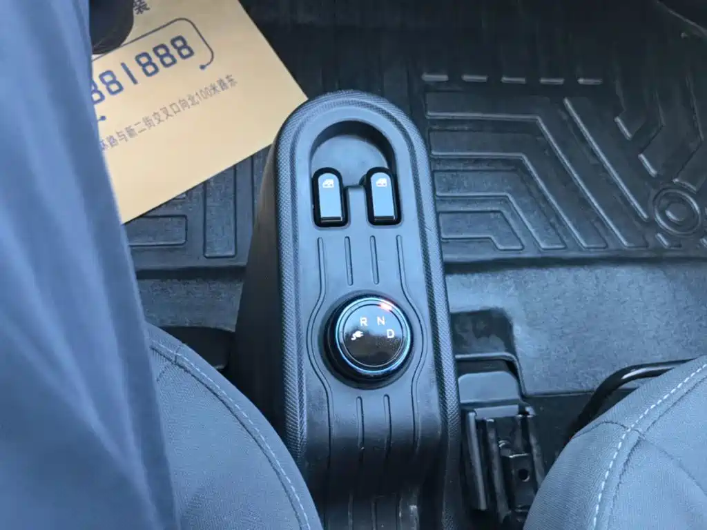 Wuling MINIEV — миниатюра 14