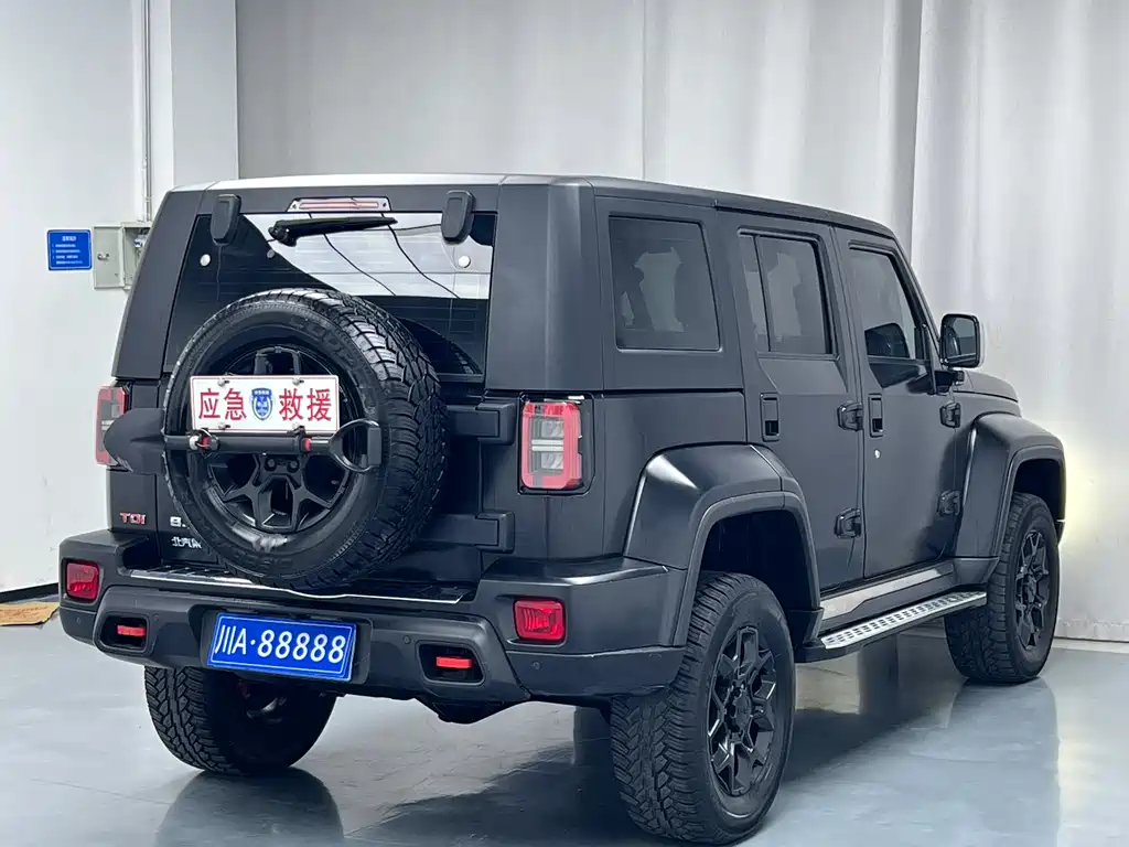 BAIC BJ40 2021 2.0D AT