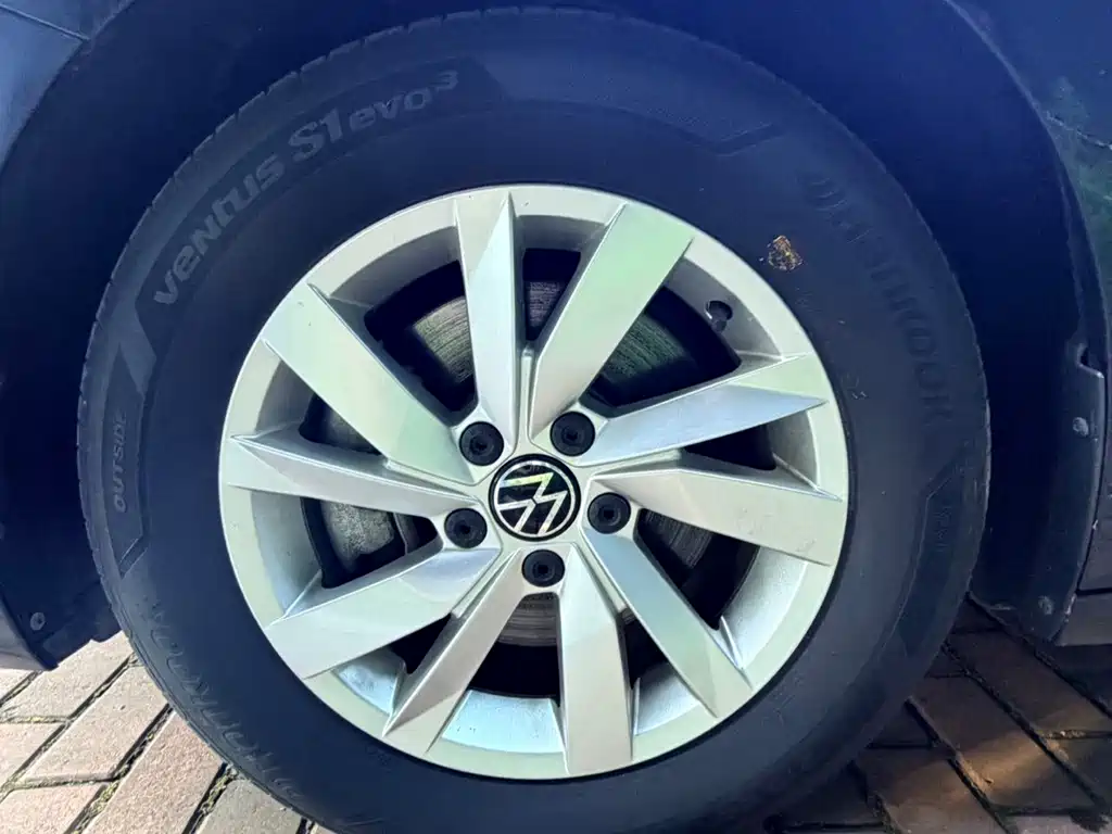 Volkswagen Passat — миниатюра 23