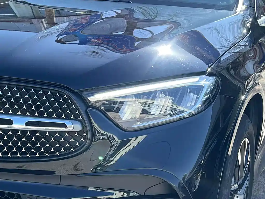 Mercedes-Benz GLC 2023 GLC 260 L 4MATIC Luxury 5 мест