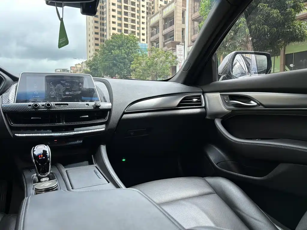 Cadillac CT6 — миниатюра 32