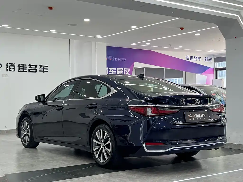 Lexus ES — фотографии объявления, Фото 7