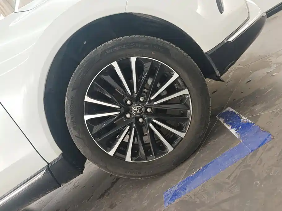 Toyota Venza — миниатюра 6