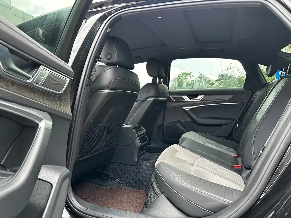 Audi A6L — миниатюра 7