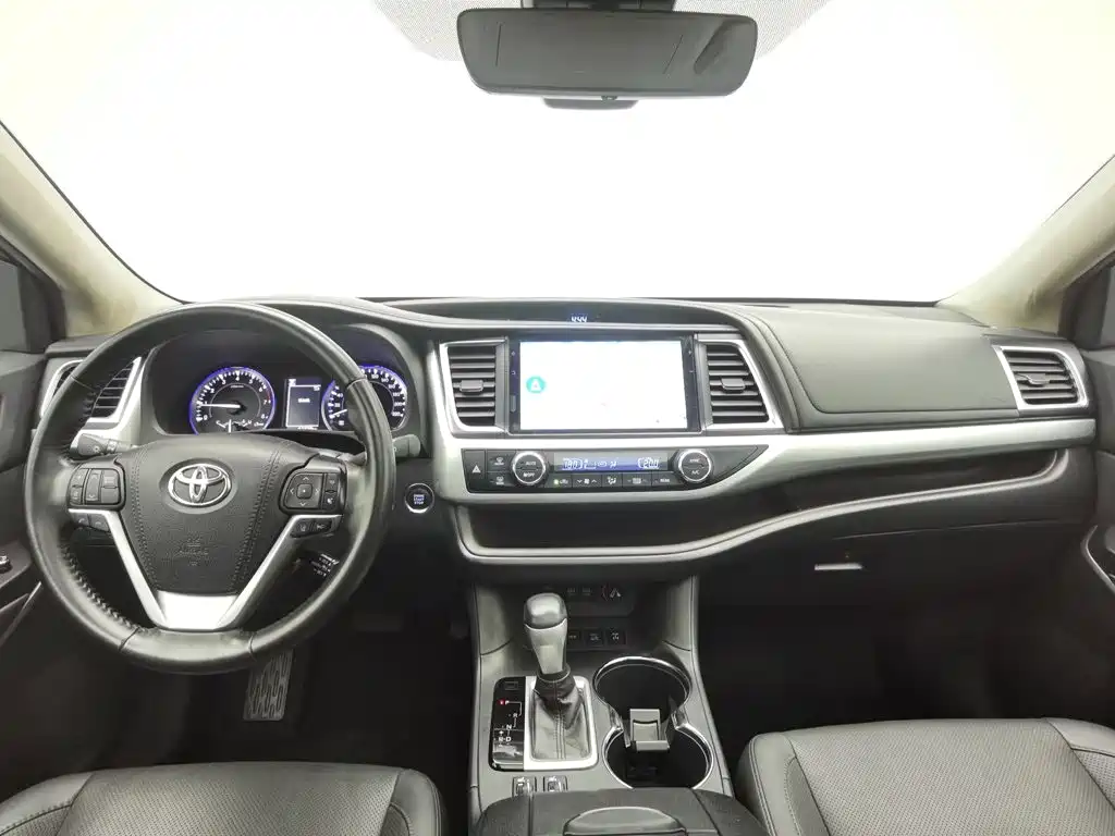 Toyota Highlander — миниатюра 5