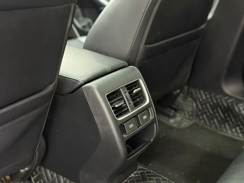 Honda Accord — миниатюра 14