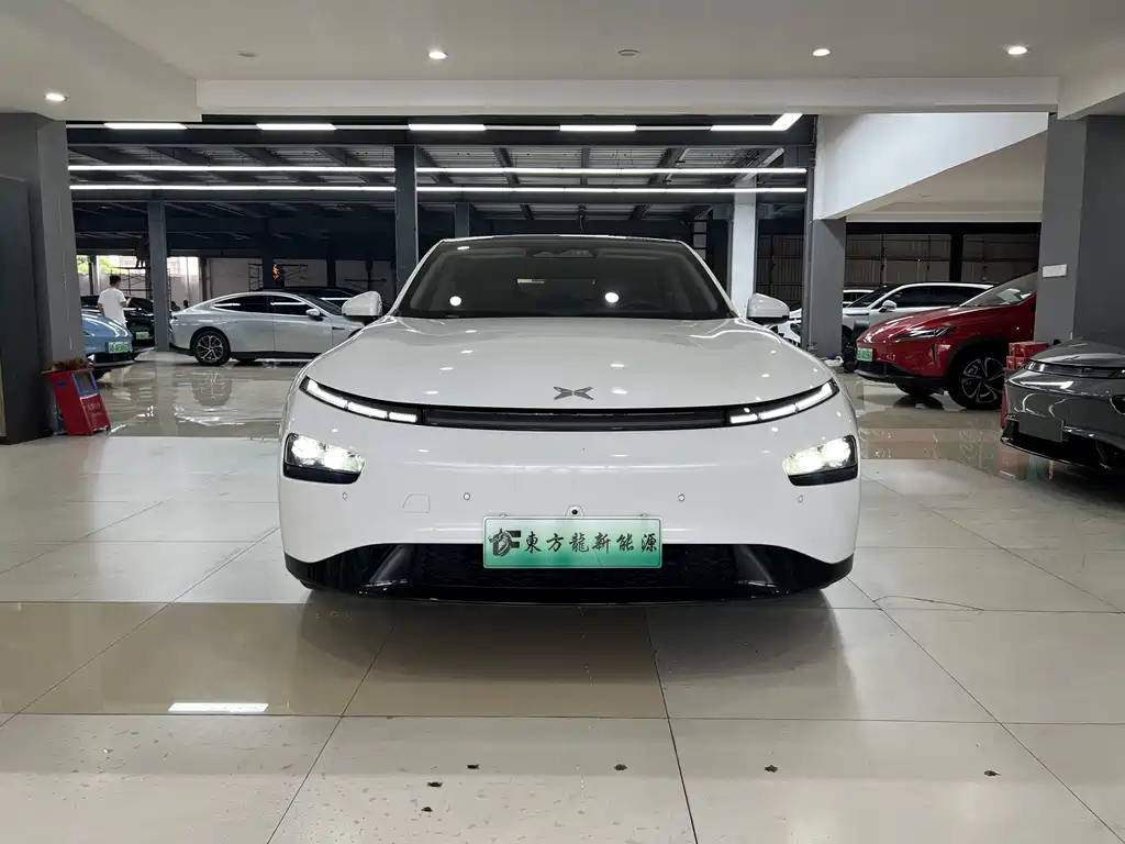 XPeng P7 — миниатюра 2