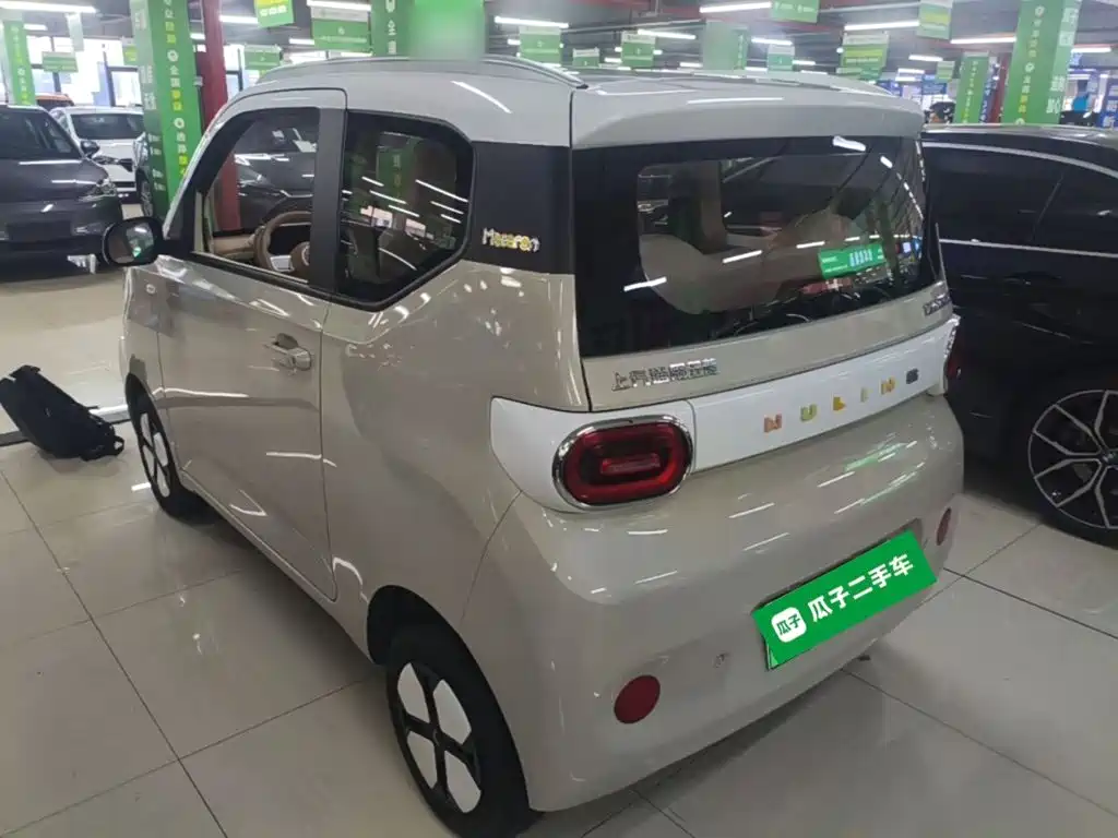 Wuling MINIEV — миниатюра 5