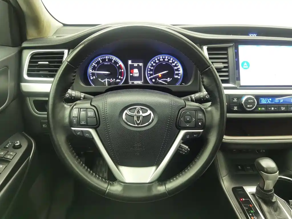 Toyota Highlander — миниатюра 11