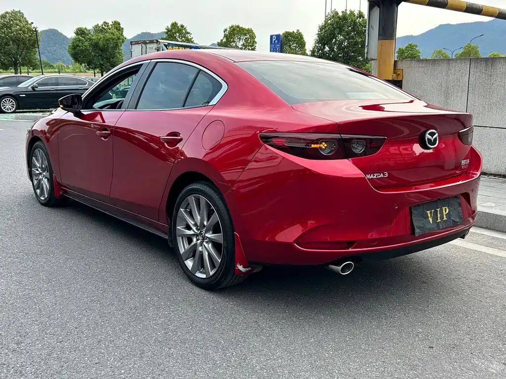 Mazda 3 Axela — миниатюра 7