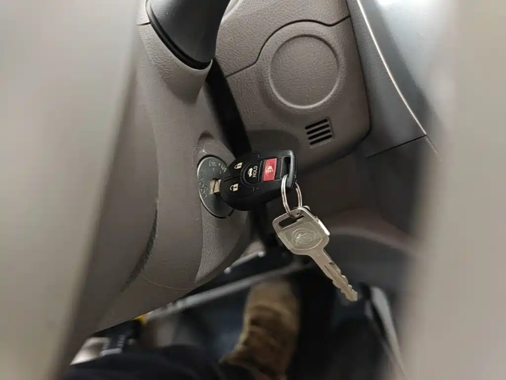 Nissan Sunny — миниатюра 9