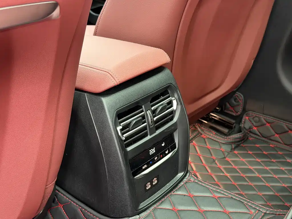 BMW 3 Series — миниатюра 13