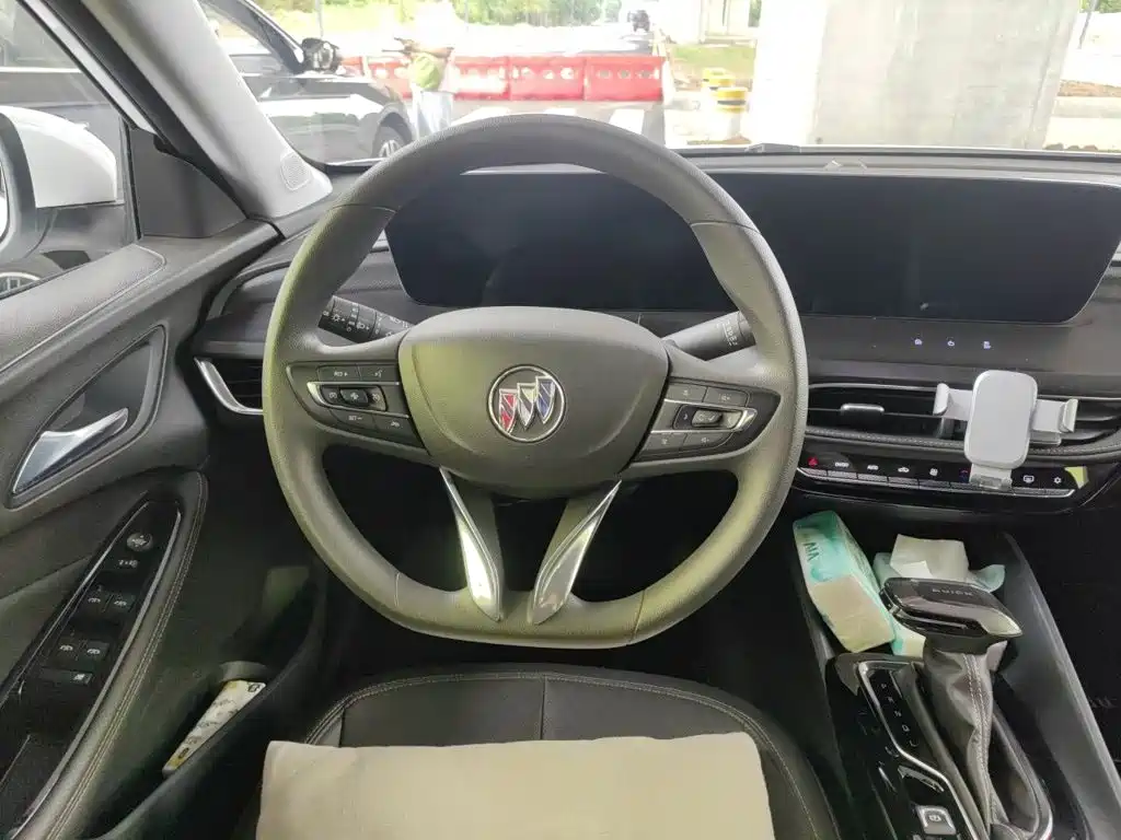 Buick Verano — миниатюра 7